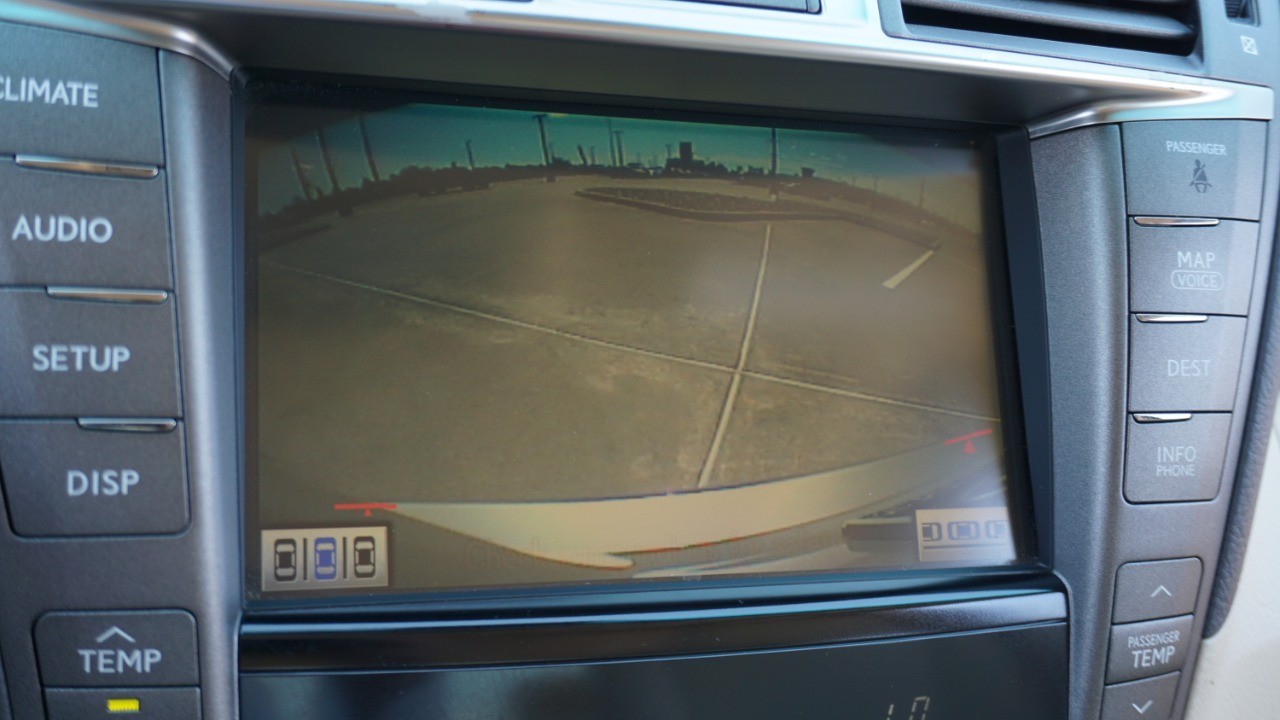 2011 Lexus LS 460 photo 18