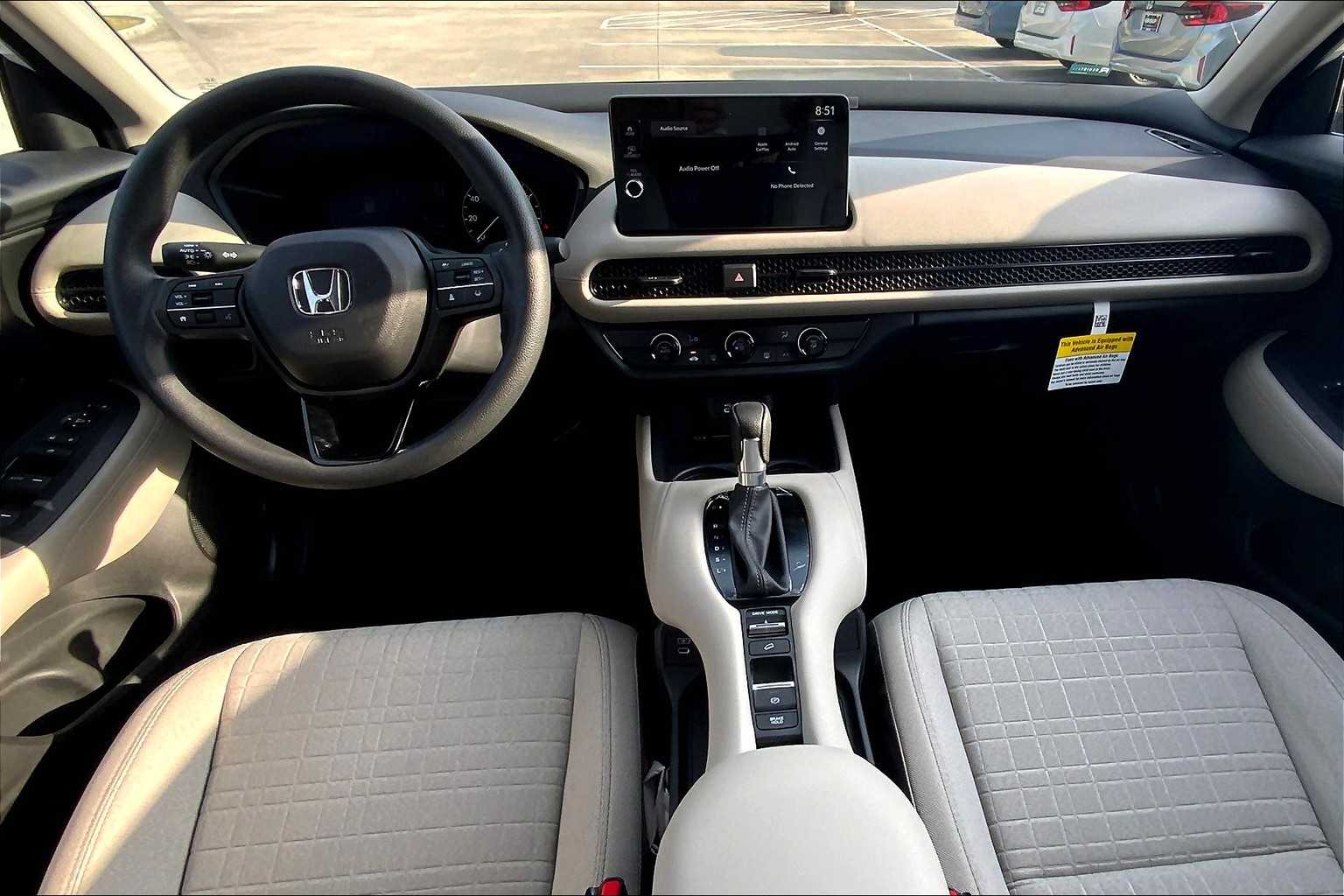 2026 Honda HR-V LX photo 3