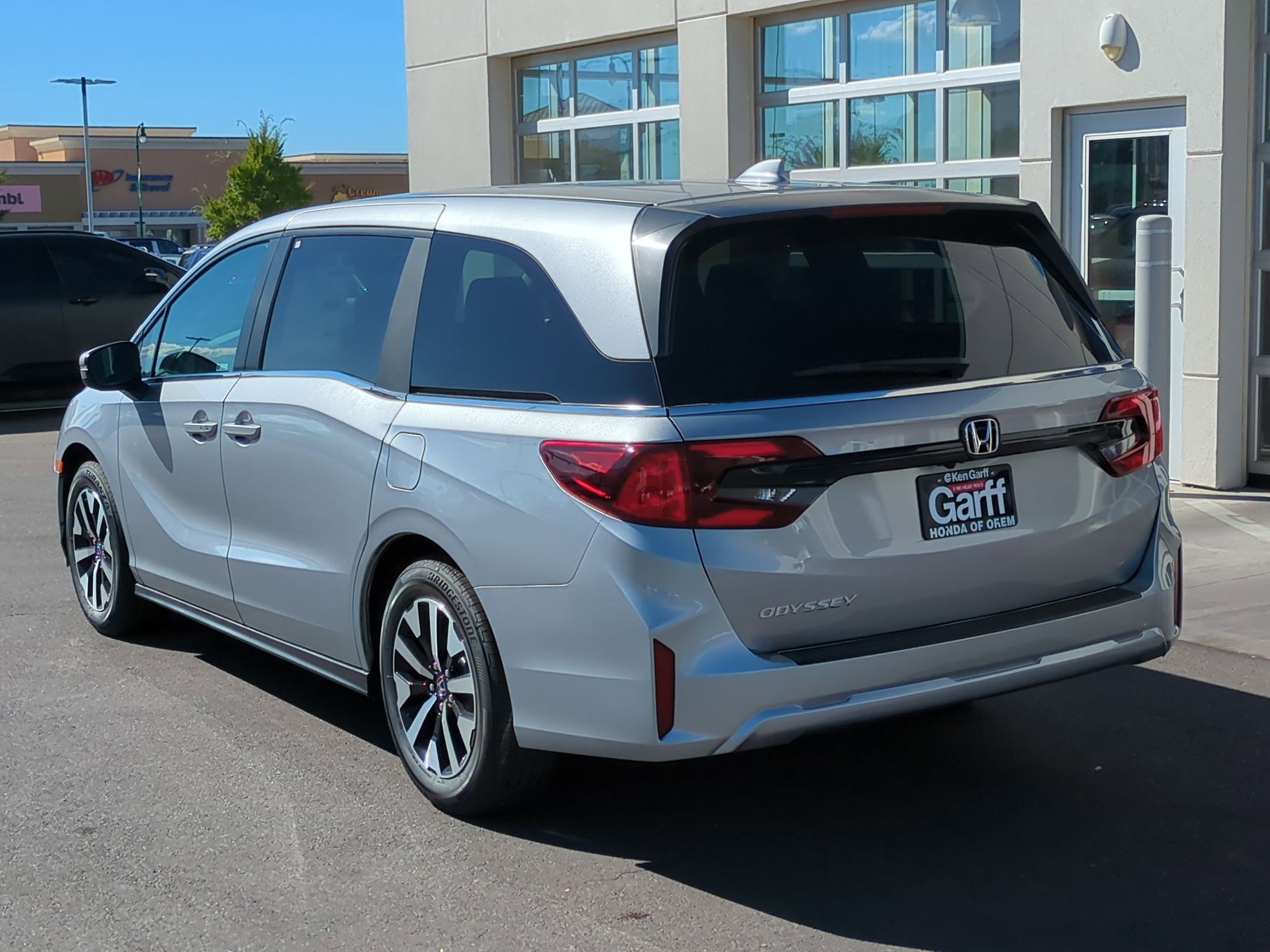 2026 Honda Odyssey EX-L photo 5