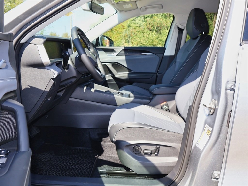 2025 Volkswagen Tiguan SE photo 10