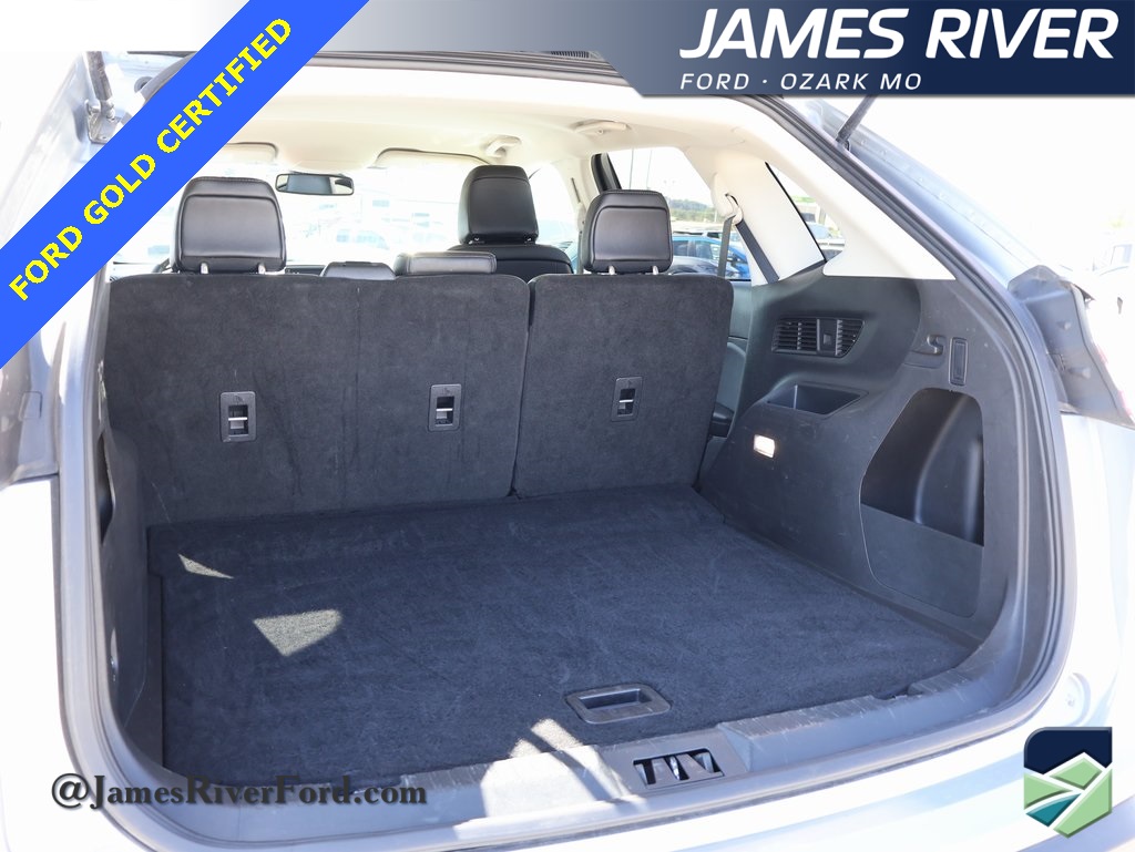 2024 Ford Edge SEL photo 14