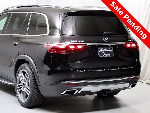2025 Mercedes Benz GLS 450 4MATIC photo 8