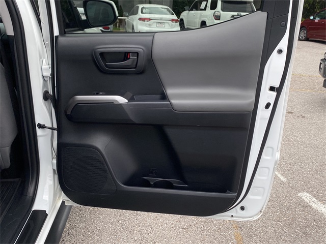 2023 Toyota Tacoma SR5 photo 11