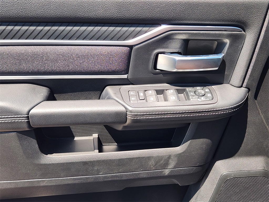 2026 Ram 2500 Big Horn photo 17