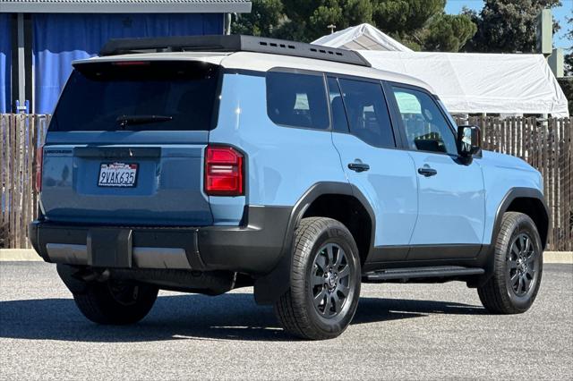 2025 Toyota Land Cruiser Base photo 4