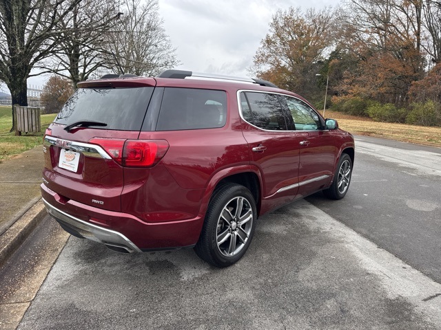 2017 Gmc Acadia Denali photo 3