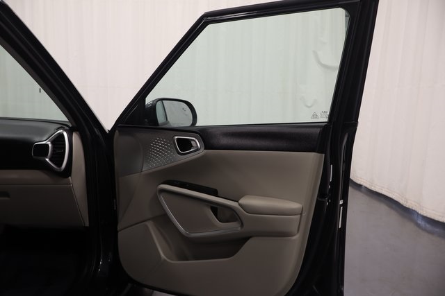 2025 Kia Soul LX photo 12