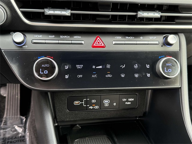 2025 Hyundai Sonata Hybrid Limited photo 6