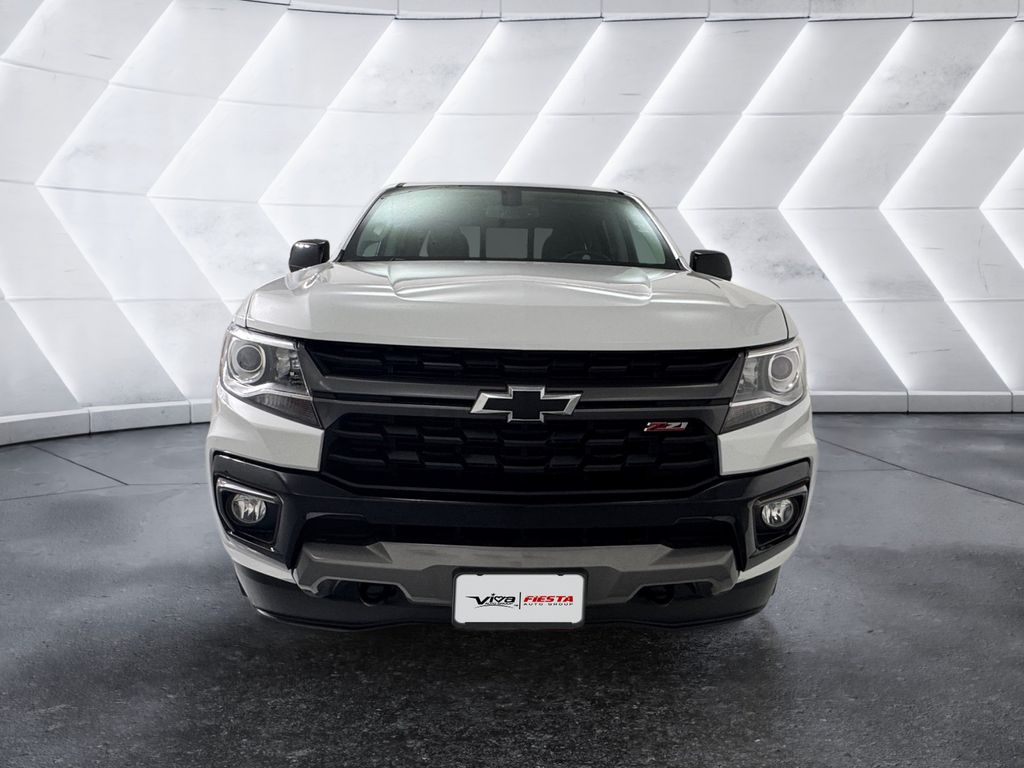 2022 Chevrolet Colorado Z71 photo 2