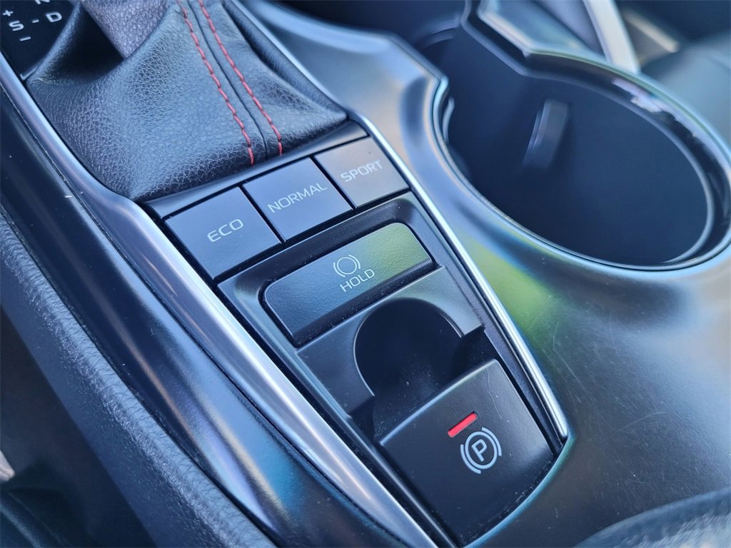 2020 Toyota Camry XSE V6 photo 28