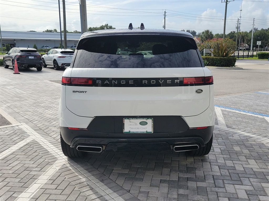 2023 Land Rover Range Rover Sport SE photo 4