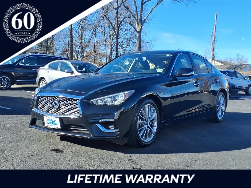 2023 INFINITI Q50 LUXE's photo