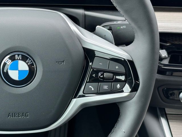 2025 Bmw 330i xDrive photo 19