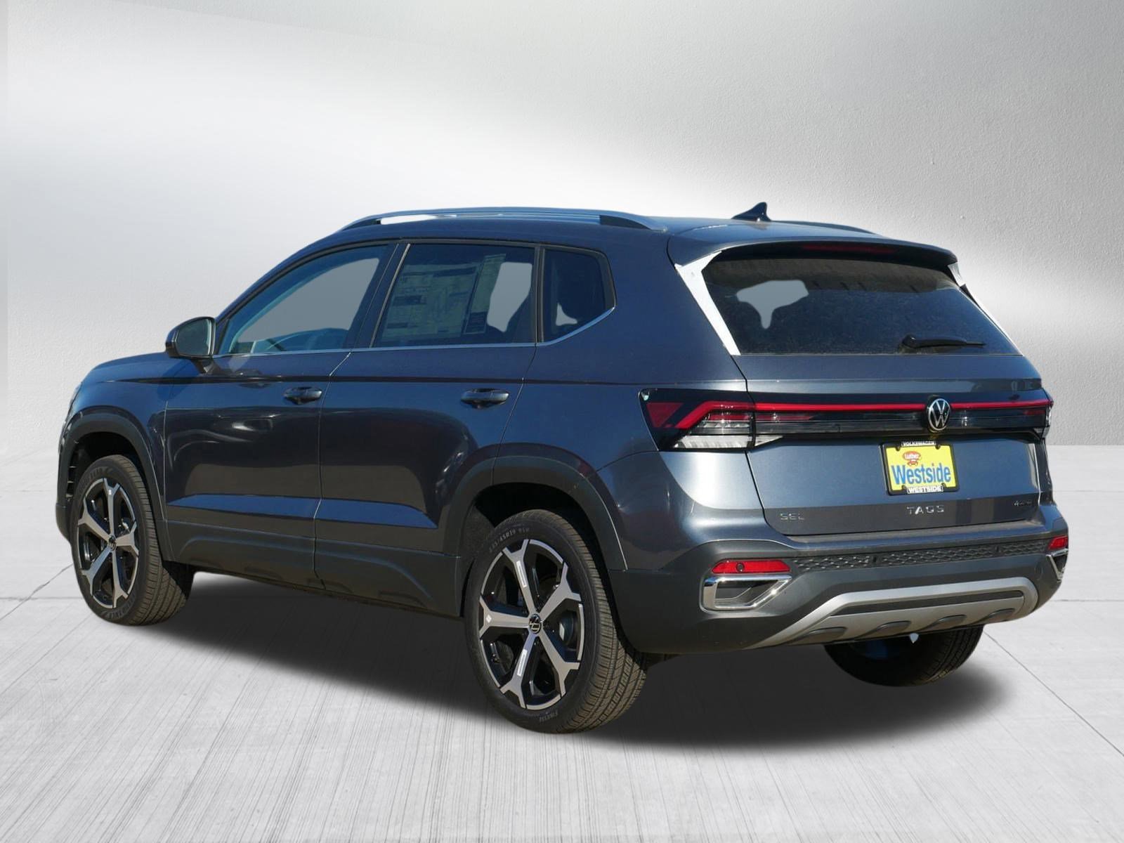 2025 Volkswagen Taos SEL photo 2
