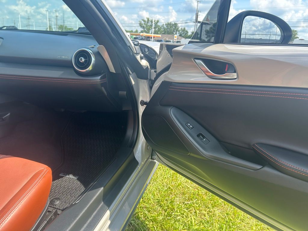 2023 Mazda MX-5 Miata RF Miata Grand Touring photo 24