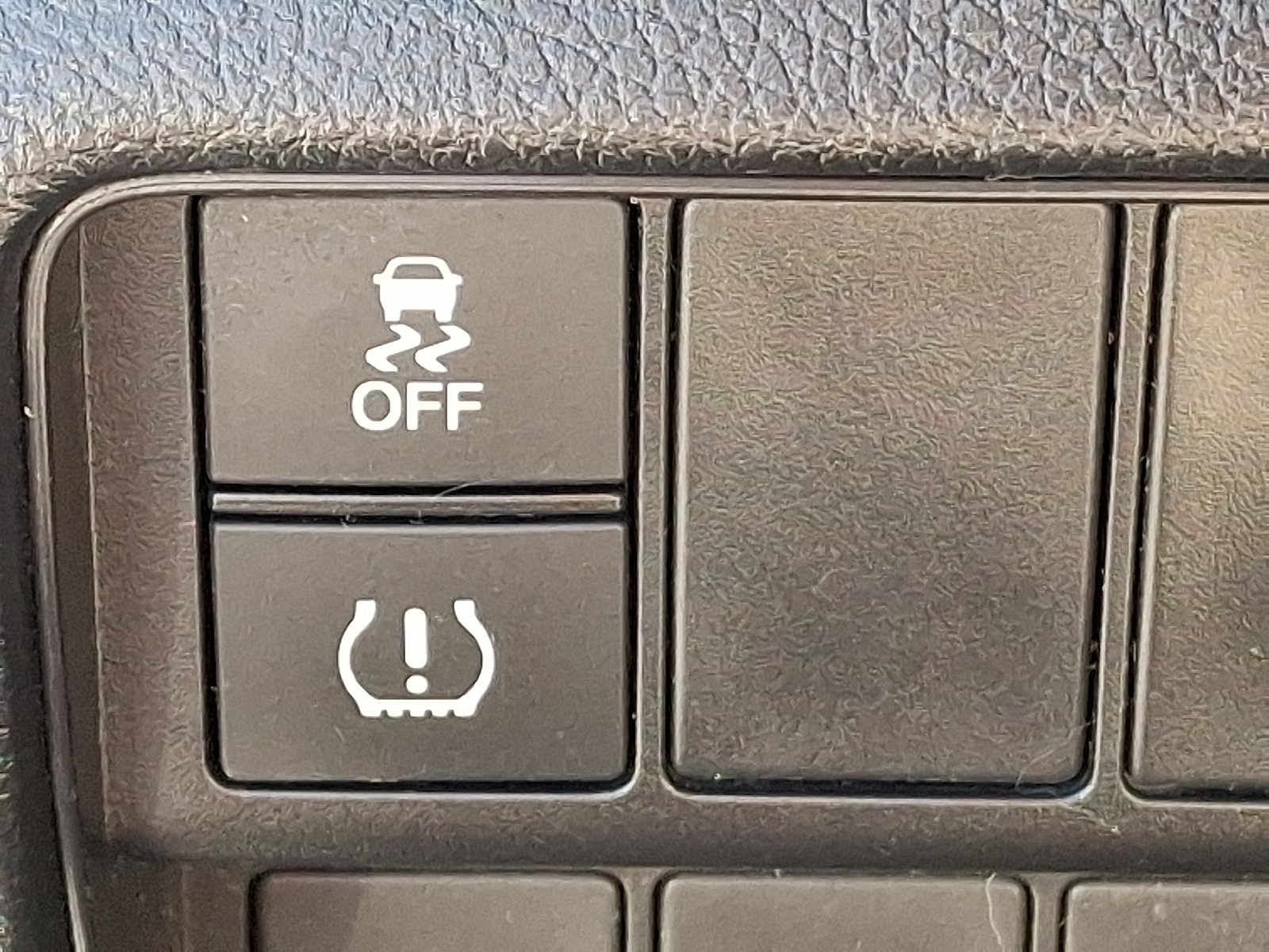 2017 Honda CR-V LX photo 21
