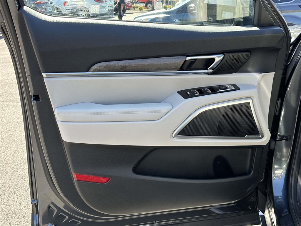 2022 Kia Telluride EX photo 26