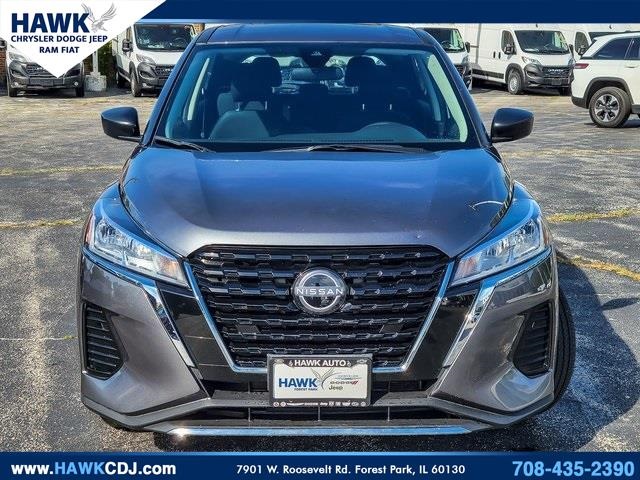 2024 Nissan Kicks S photo 2