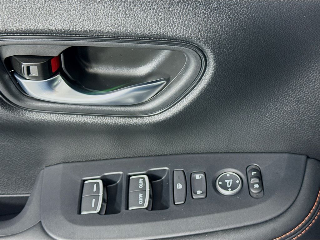 2026 Honda HR-V Sport photo 21