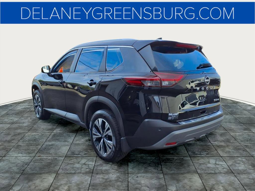 2022 Nissan Rogue SV photo 5