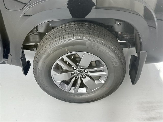 2025 Nissan Frontier SV photo 27