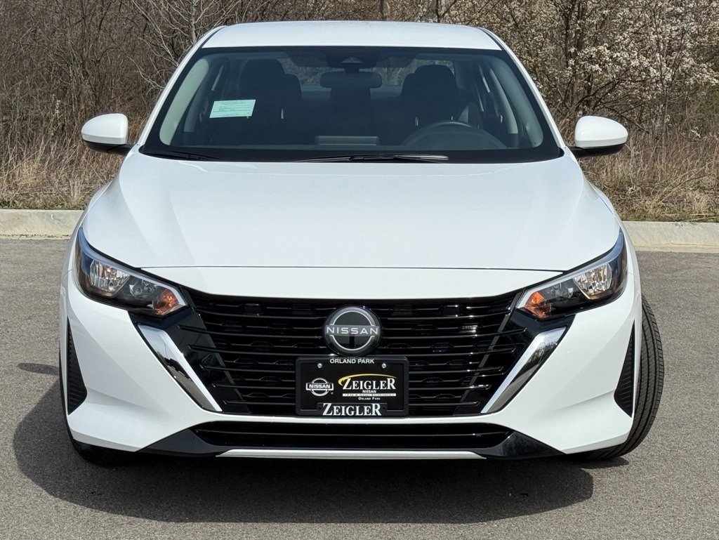 2025 Nissan Sentra S photo 4