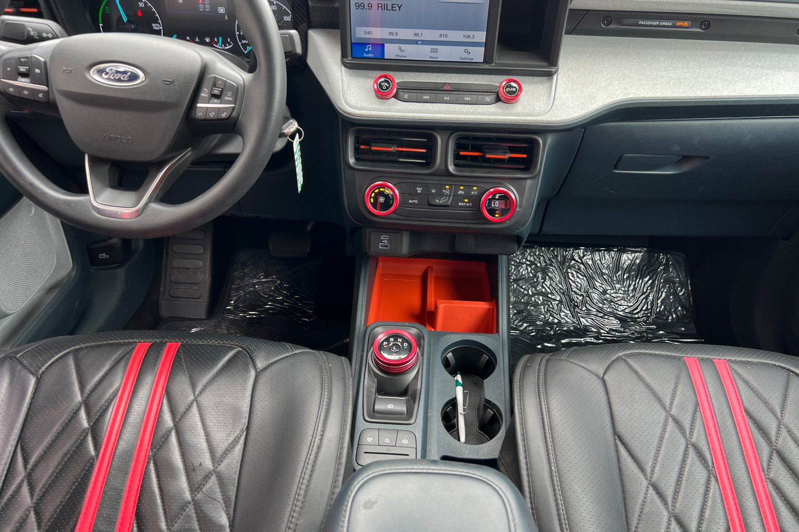 2022 Ford Maverick XLT photo 9