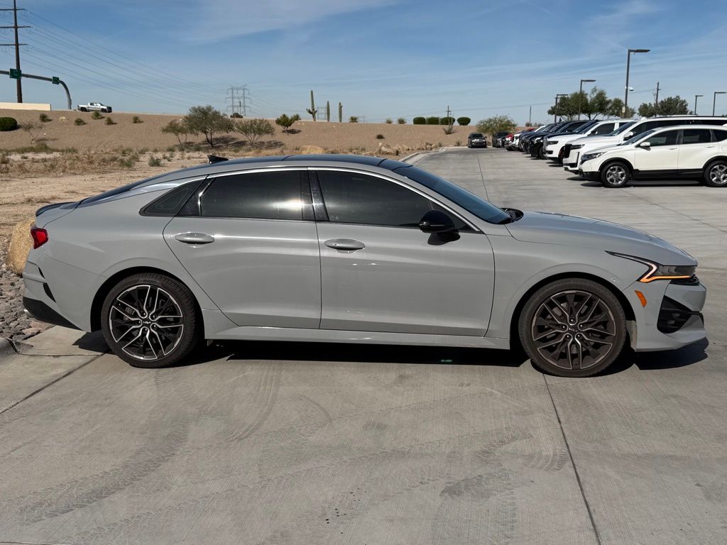 2024 Kia K5 GT photo 2