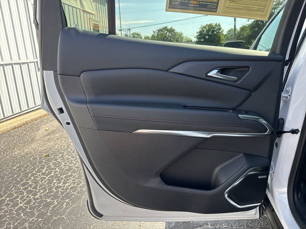 2024 Chevrolet Traverse RS photo 12