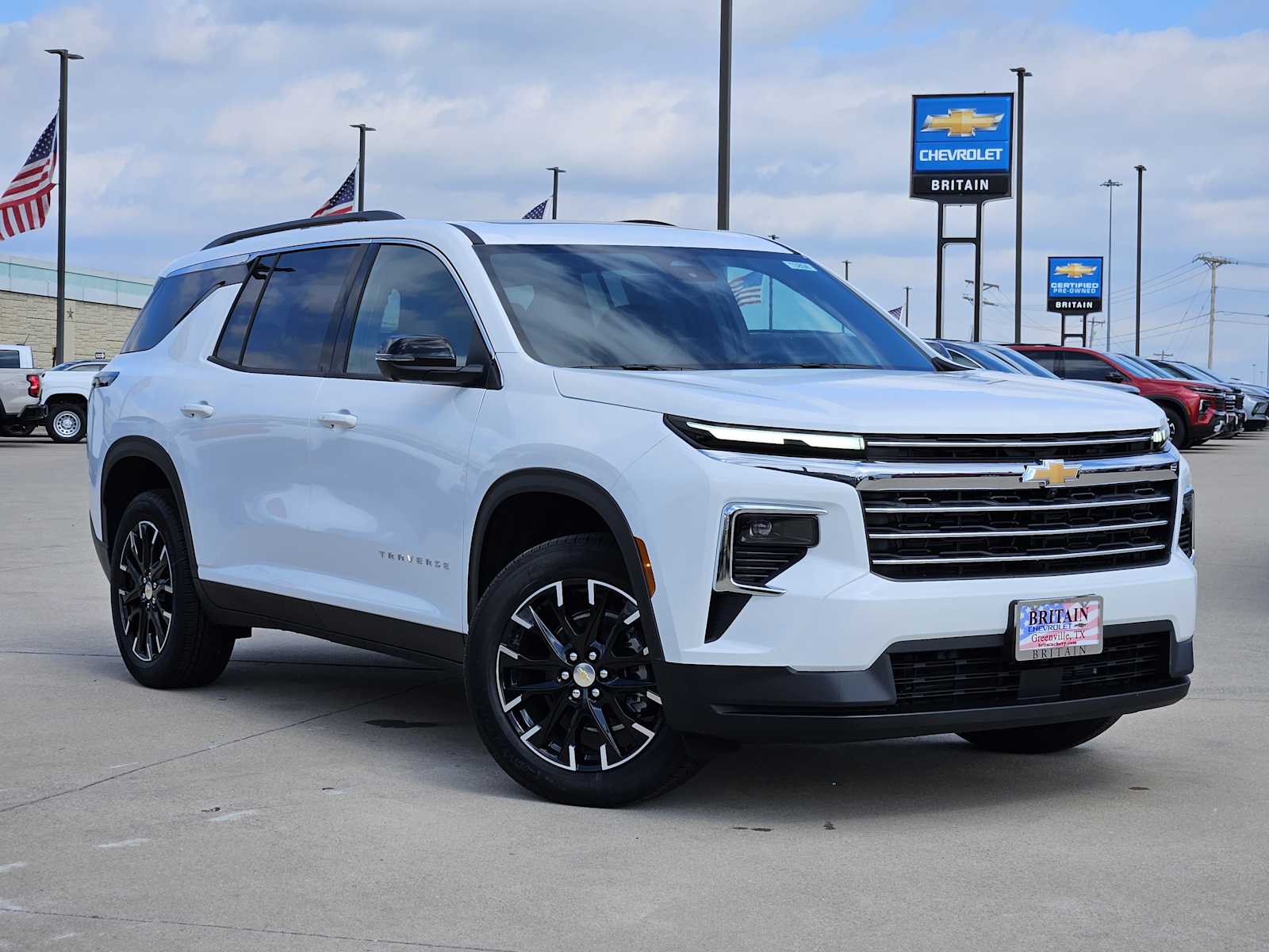 2026 Chevrolet Traverse LT's photo