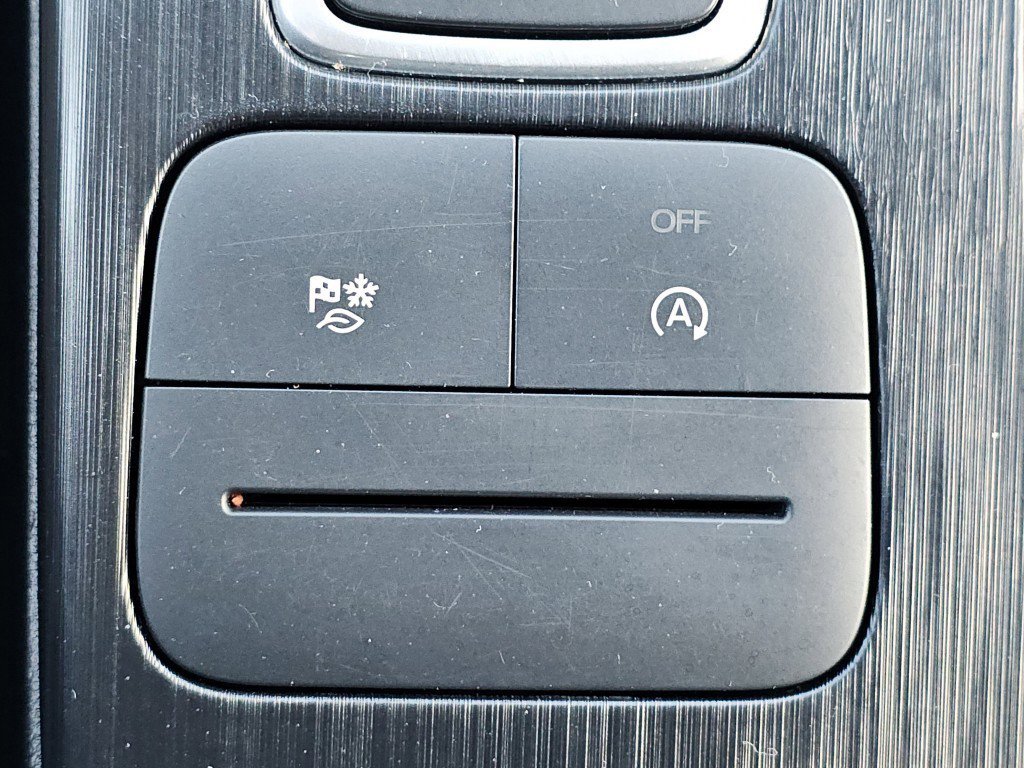 2023 Ford Escape ST-Line photo 3