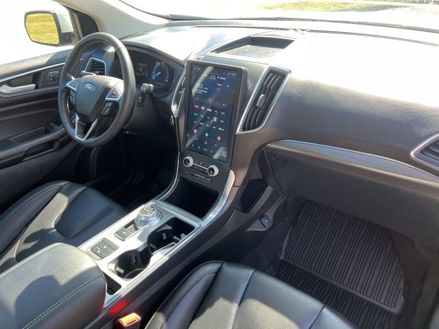 2022 Ford Edge Titanium photo 36
