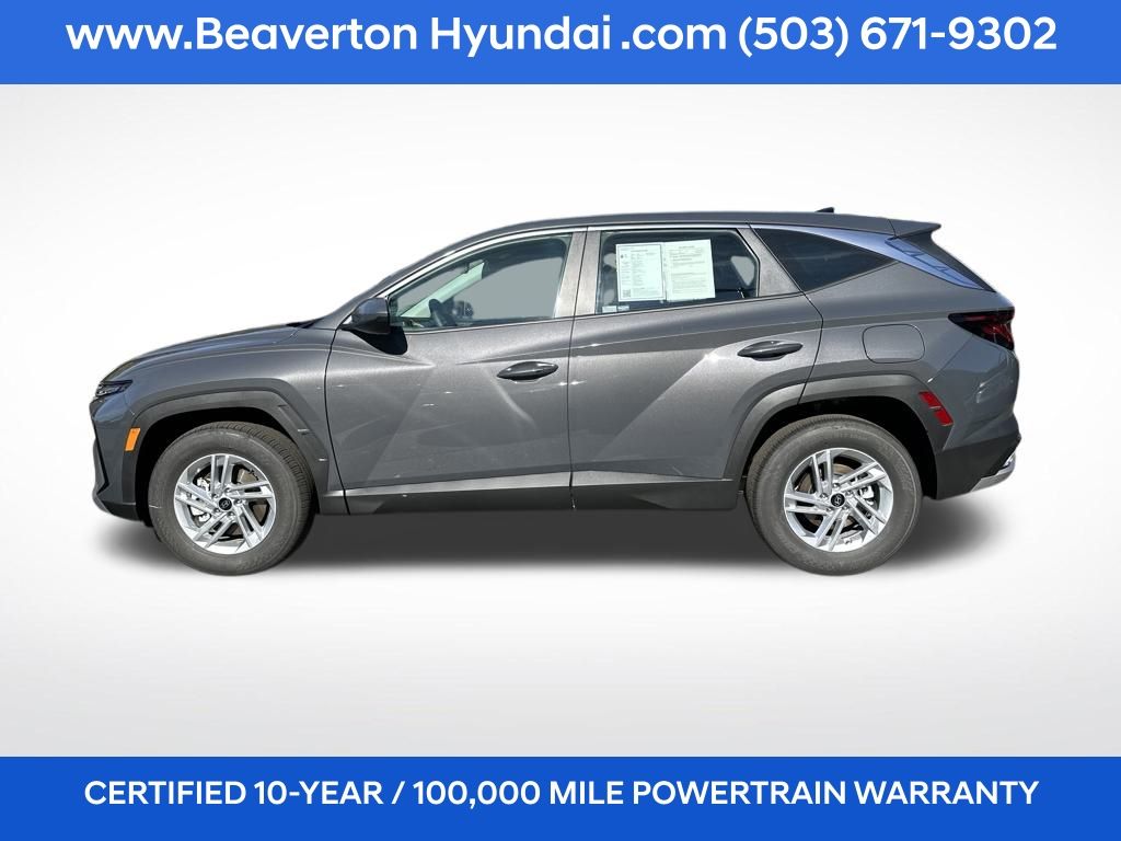 2025 Hyundai Tucson SE photo 2