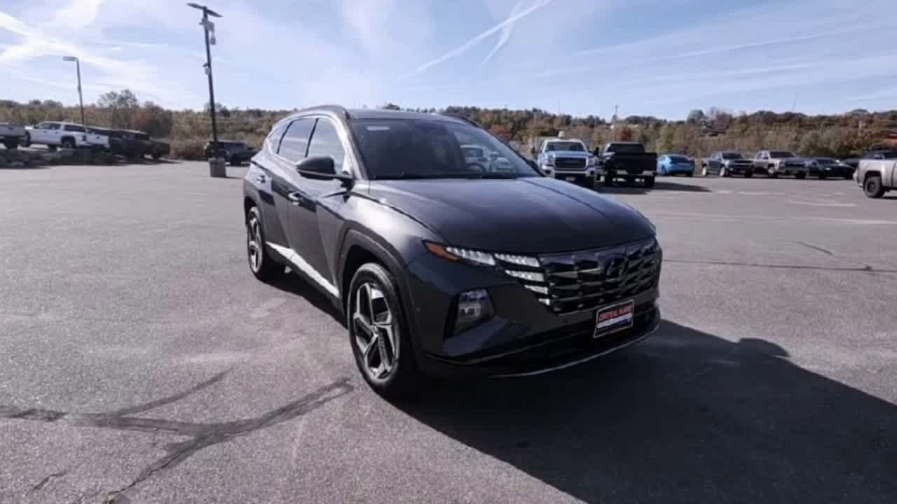 2022 Hyundai Tucson Limited photo 2