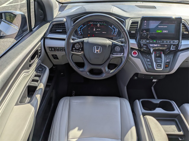 2020 Honda Odyssey Touring photo 16