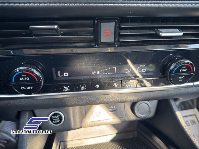 2021 Nissan Rogue SV photo 20
