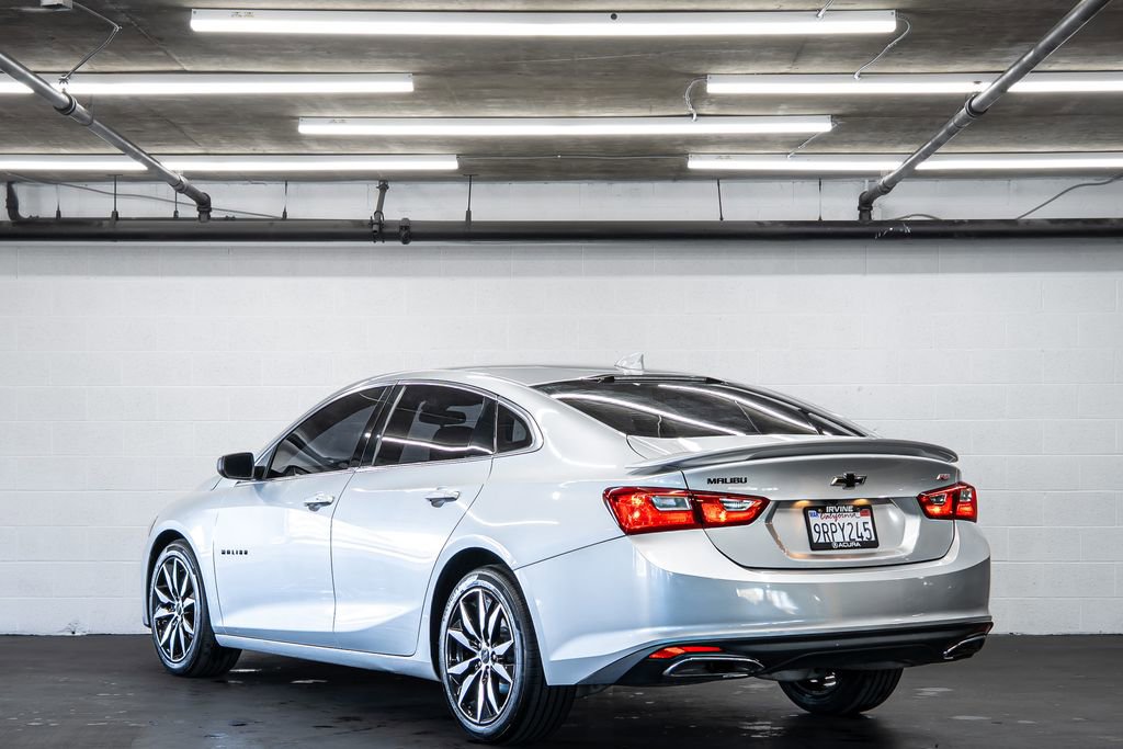 2020 Chevrolet Malibu RS photo 3