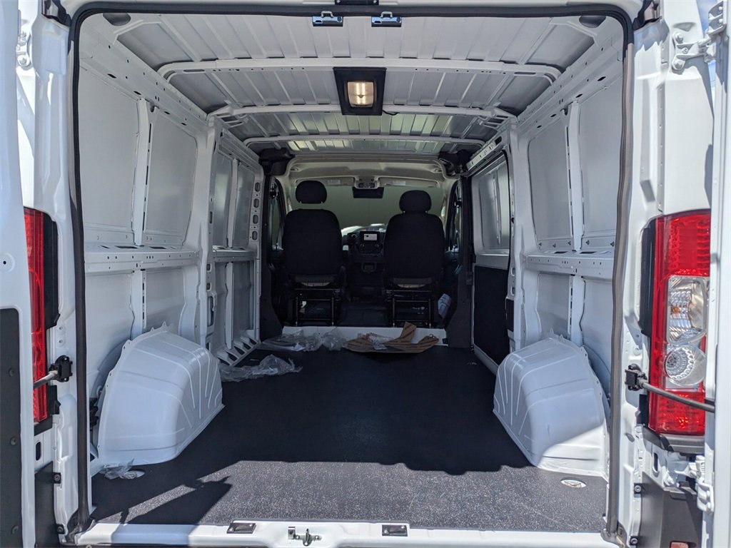 2025 Ram ProMaster 1500 photo 4