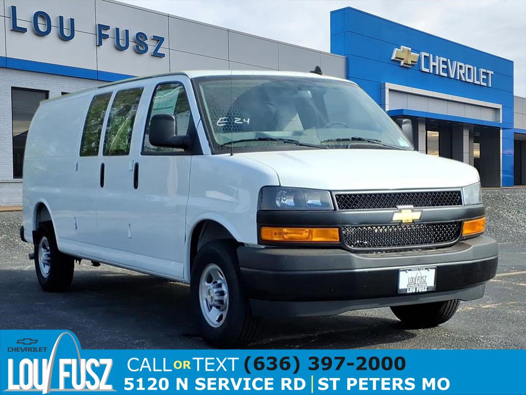 2025 Chevrolet Express Cargo Work Van's photo
