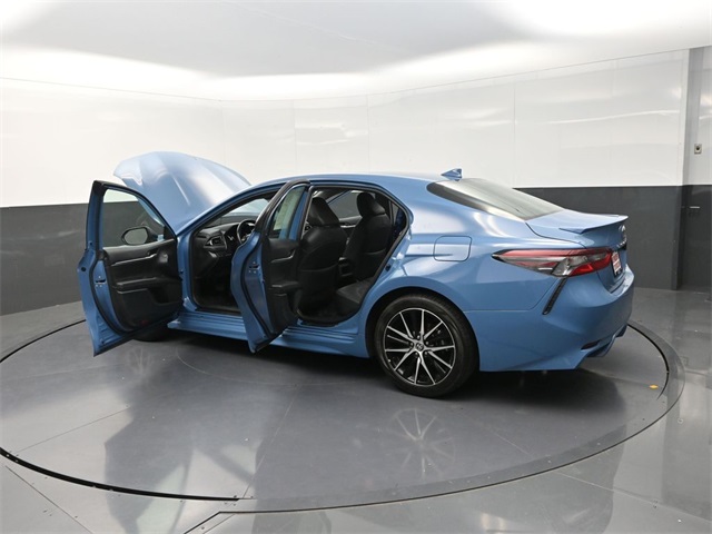 2023 Toyota Camry SE photo 33