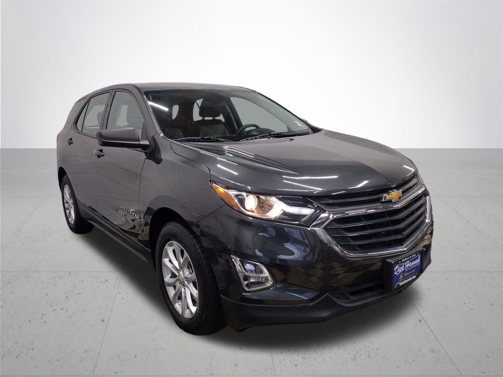 2018 Chevrolet Equinox LS photo 4