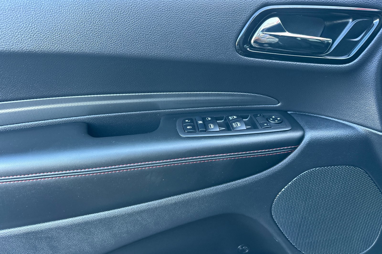 2025 Dodge Durango GT photo 8