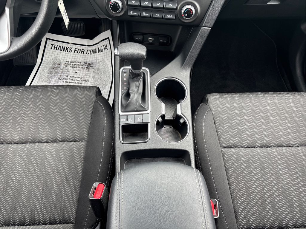 2020 Kia Sportage LX photo 16