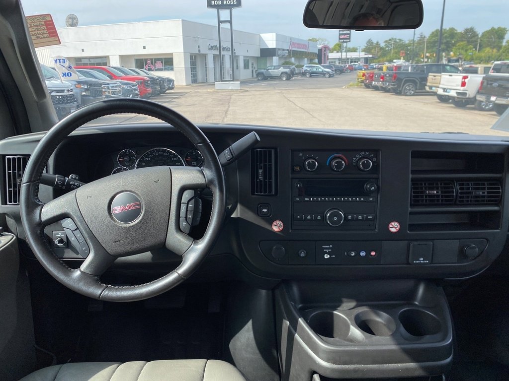 2023 Gmc Savana Cargo 2500 photo 9