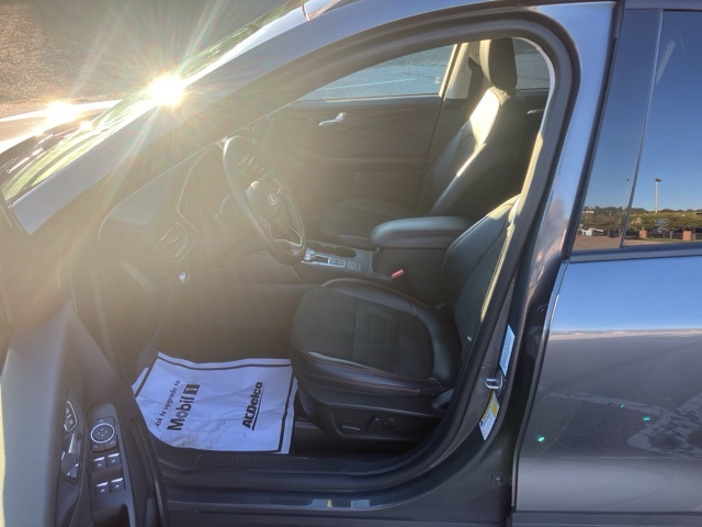 2022 Ford Escape SEL photo 20