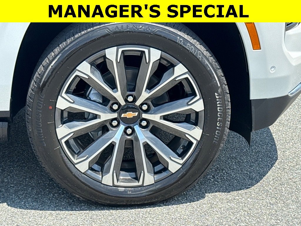 2025 Chevrolet Tahoe High Country photo 21