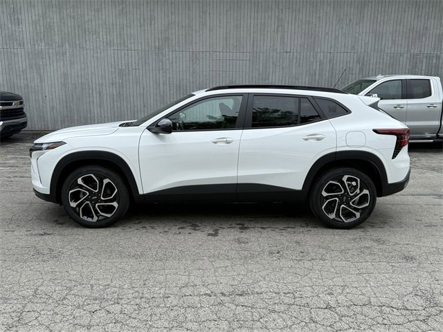 2025 Chevrolet Trax photo 7