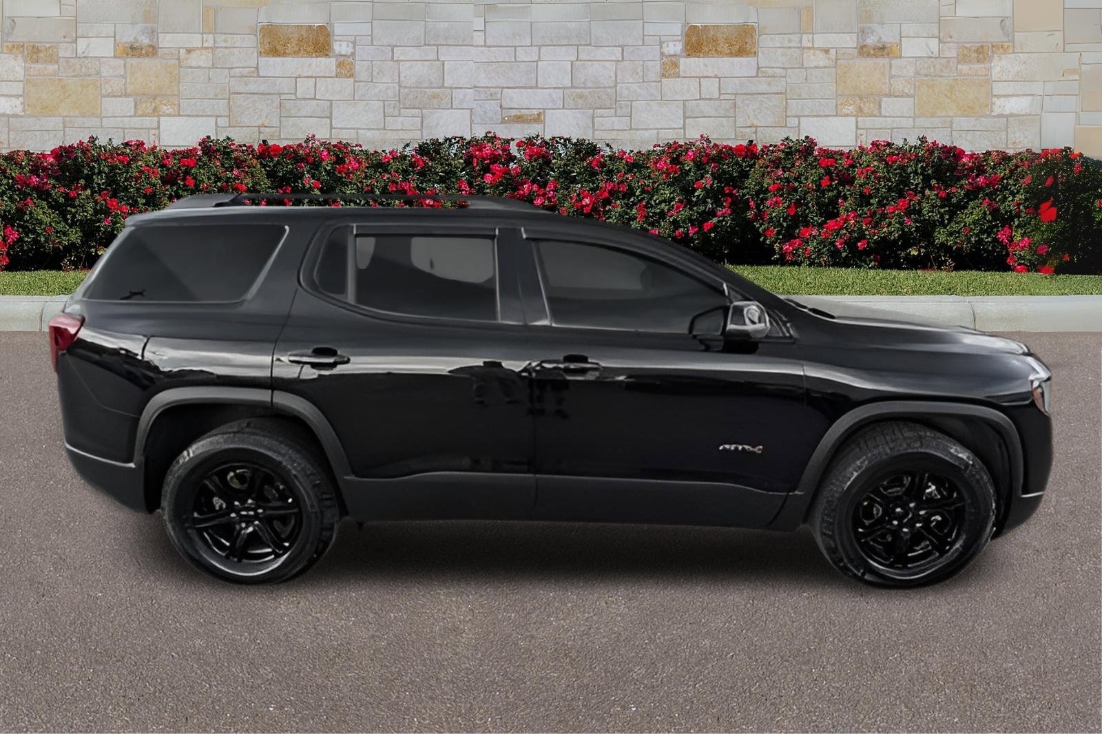 2023 Gmc Acadia AT4 photo 2