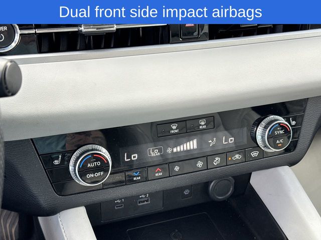 2023 Mitsubishi Outlander PHEV SEL photo 18