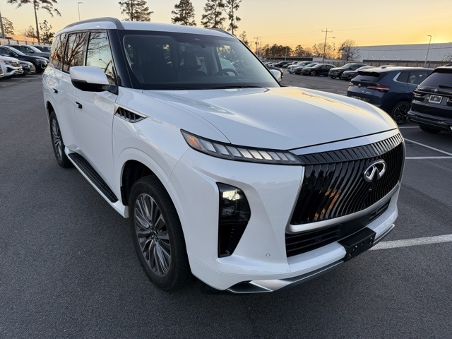 2025 INFINITI QX80 Sensory 4WD's photo